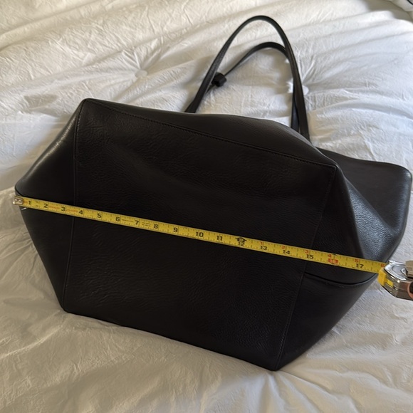 🖤🖤 The Row - Picture 14 of 16